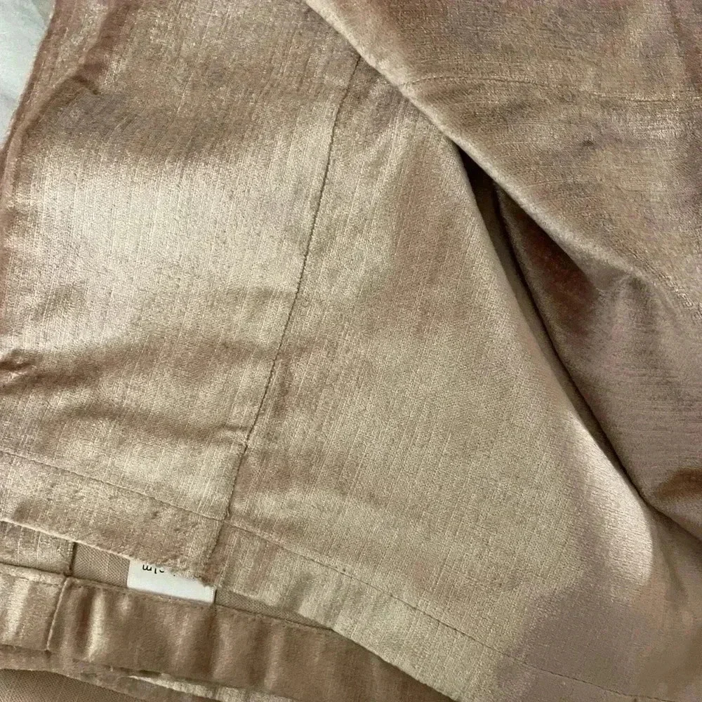 [West Elm] NWOT Luster Velvet Curtain - Dusty Blush